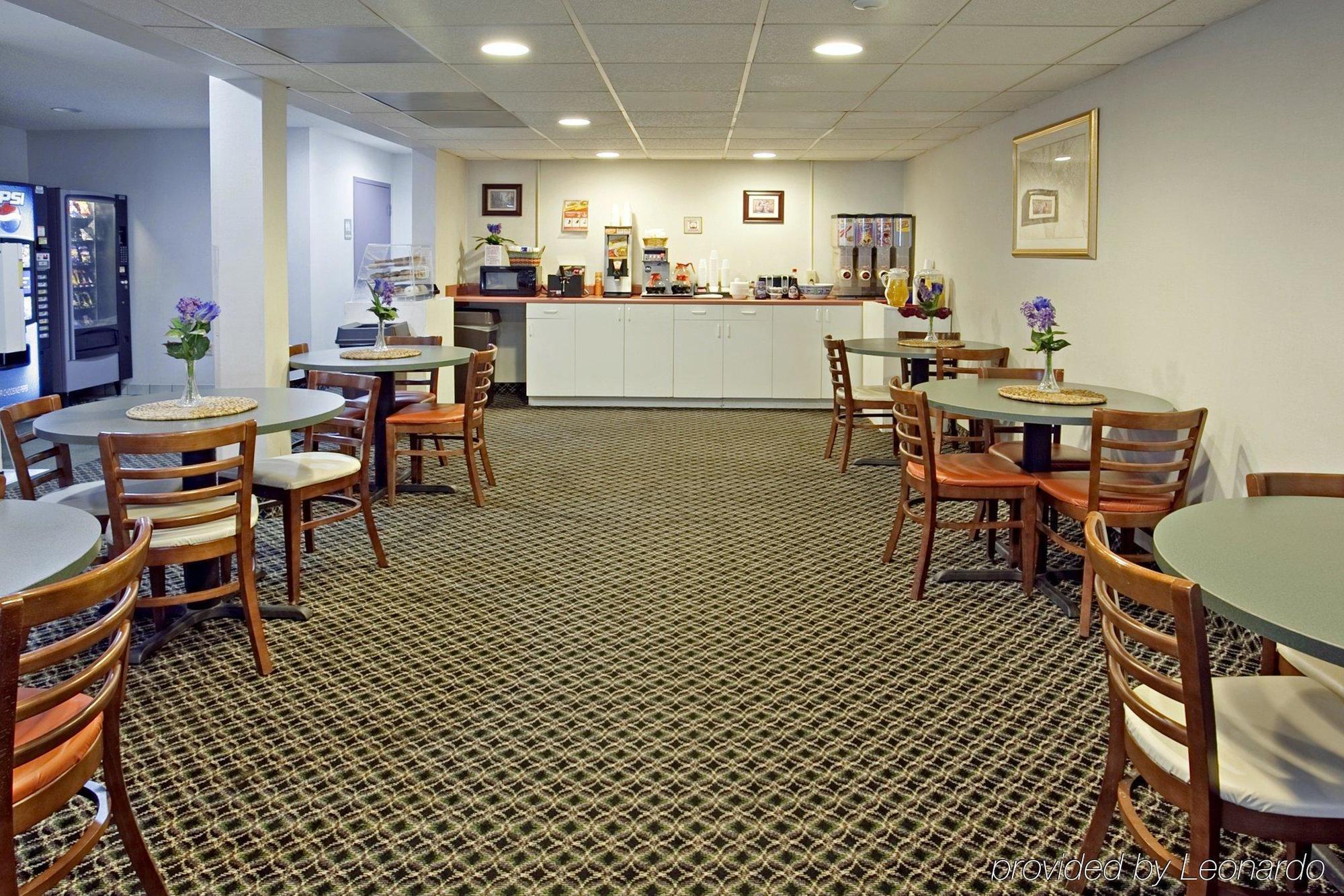 Super 8 By Wyndham Somerset Kültér fotó