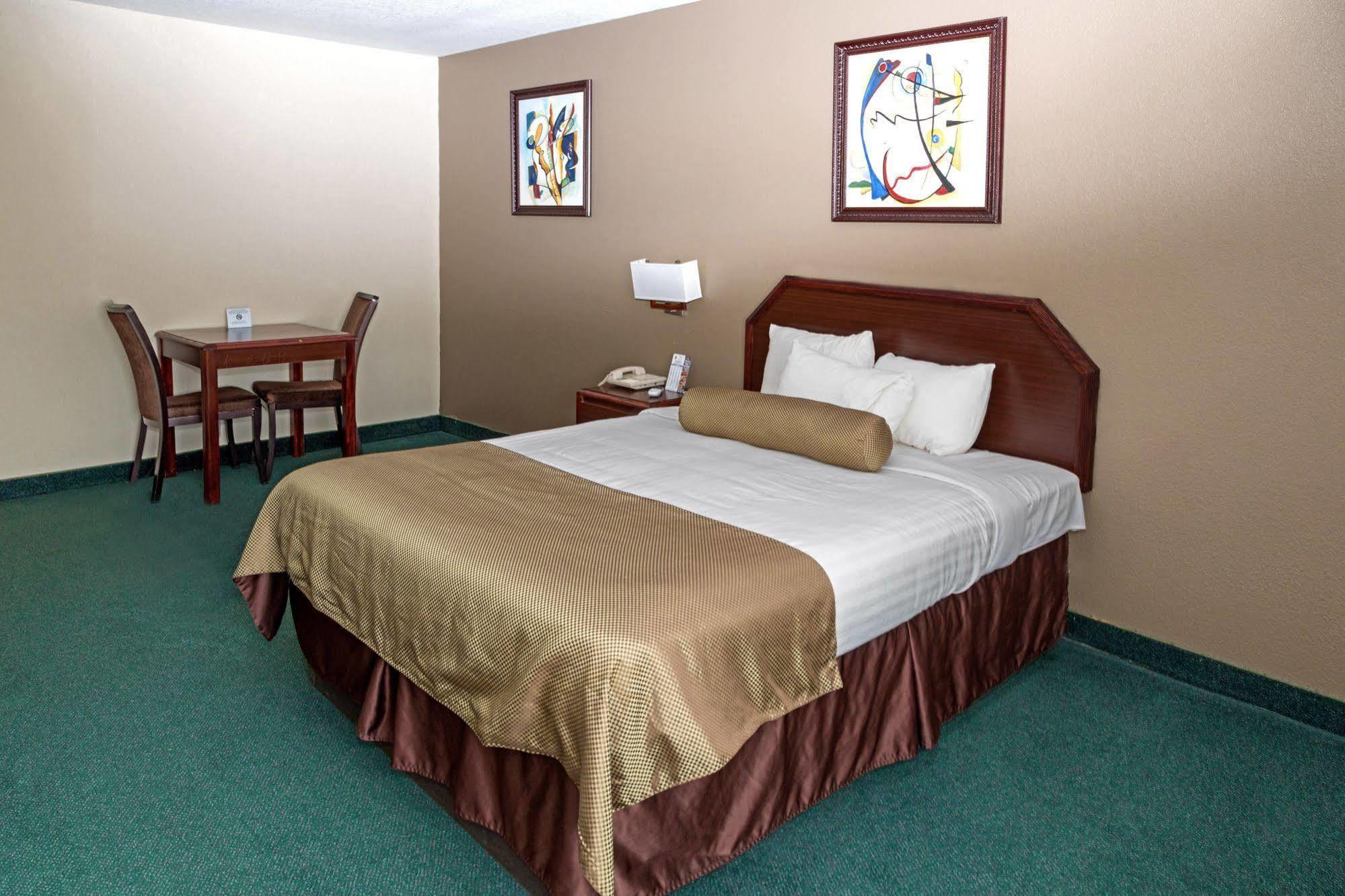Super 8 By Wyndham Somerset Kültér fotó